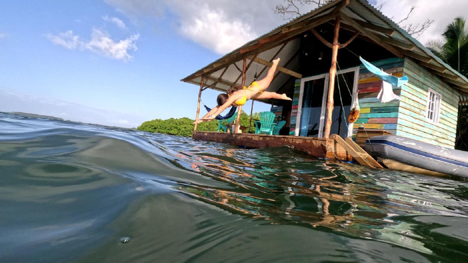 El Toucan Loco floating lodge Tierra Oscura Exterior foto