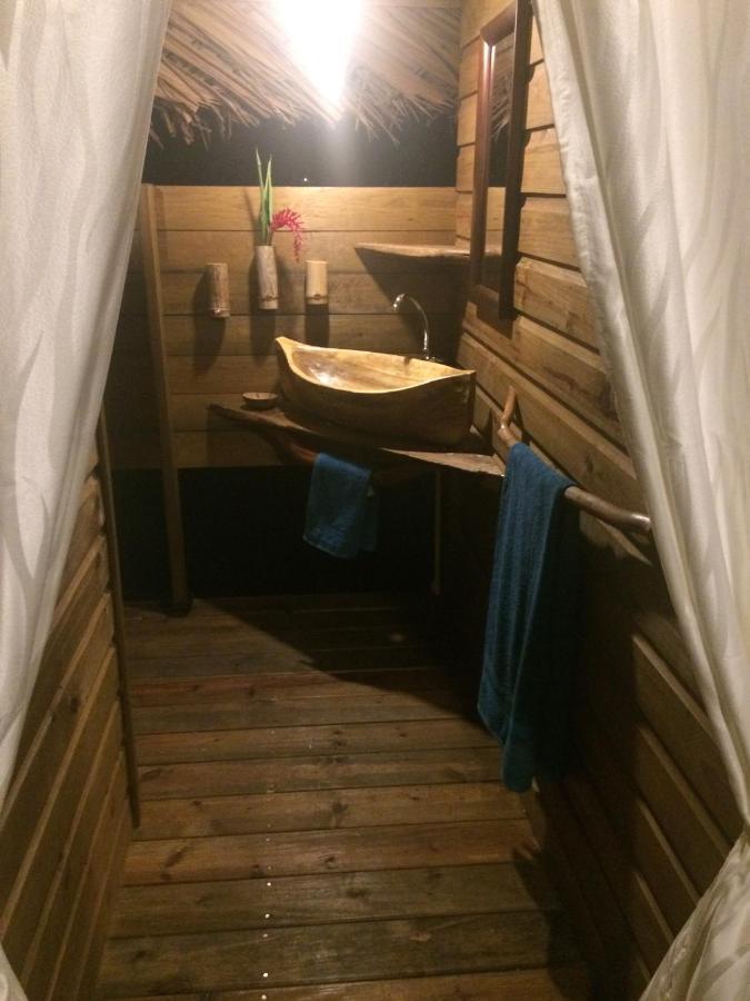 El Toucan Loco floating lodge Tierra Oscura Exterior foto