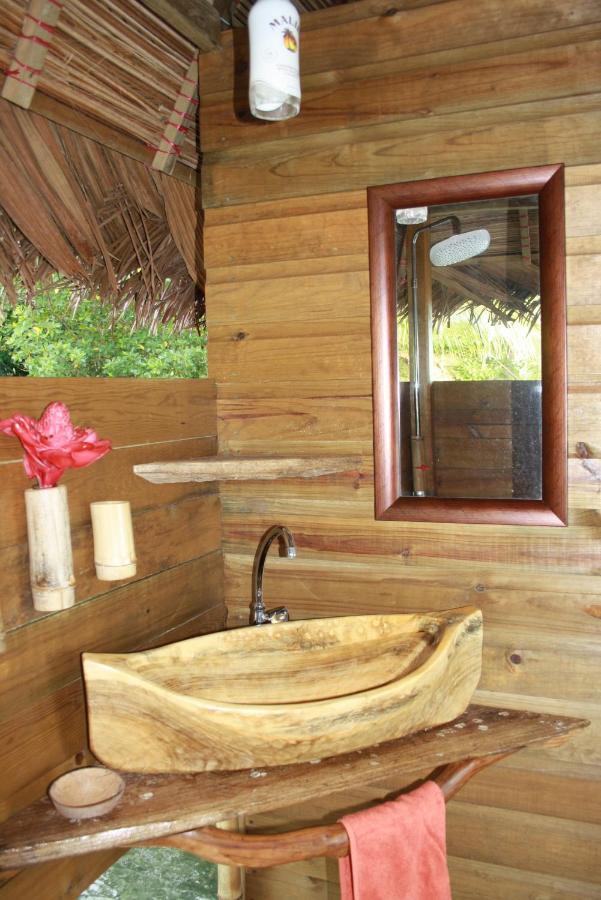 El Toucan Loco floating lodge Tierra Oscura Exterior foto